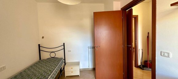 3 bedrooms Apartment in L'Aquila, Italy No. 377539 13