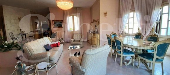 6 bedrooms Villa in Vairano Patenora, Italy No. 313941 8