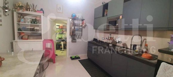 6 bedrooms Villa in Vairano Patenora, Italy No. 313941 25