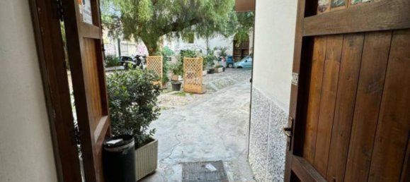 4-Zimmer Gewerbliche Immobilie in Palermo, Italy, Nr. 63137 13