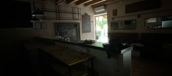 4-Zimmer Gewerbliche Immobilie in Palermo, Italy, Nr. 63137 17