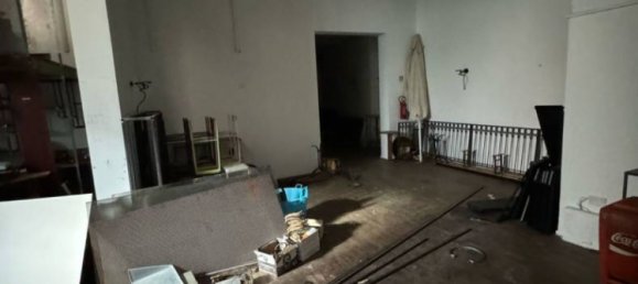 4-Zimmer Gewerbliche Immobilie in Palermo, Italy, Nr. 63137 11