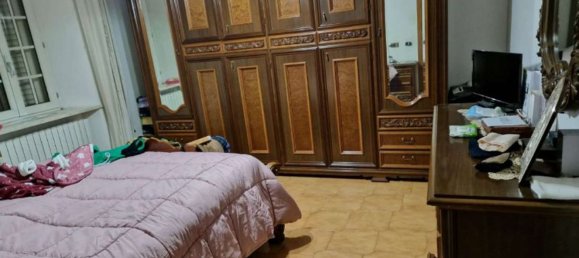 5 rooms Apartment in Cingoli, Italy No. 96695 9