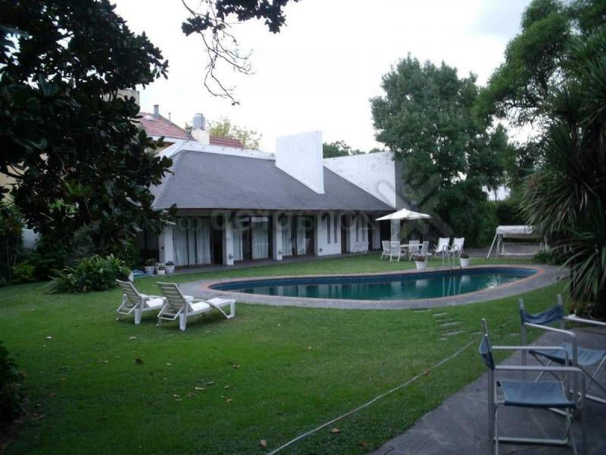 5 bedrooms House in Lomas de Zamora, Argentina No. 10835