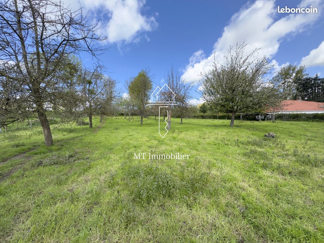  قطعة أرض في Embry, France 3687متر مربع رقم 73821