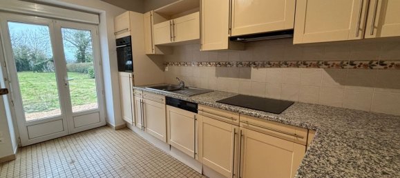 2 Schlafzimmer Haus in Plomeur, France, Nr. 284512 4