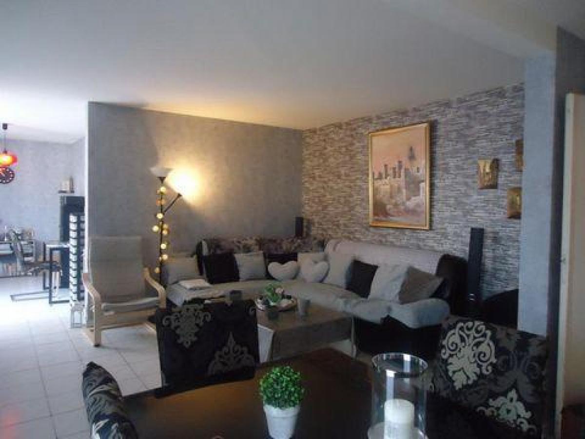 3 Schlafzimmer Eigentumswohnung in Marseille, France, Nr. 9001