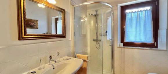 Вилла с 13 спальнями в Удине, Италия № 333019 17