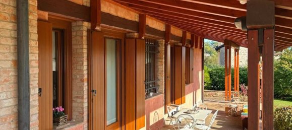 Вилла с 13 спальнями в Удине, Италия № 333019 9