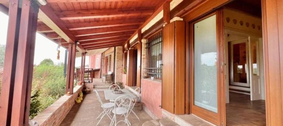 Вилла с 13 спальнями в Удине, Италия № 333019 10