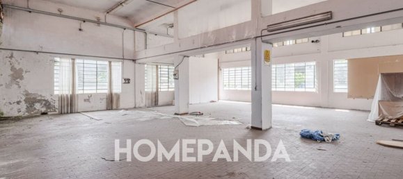 Gewerbliche Immobilie in Jerago con Orago, Italy 320m², Nr. 336415 15