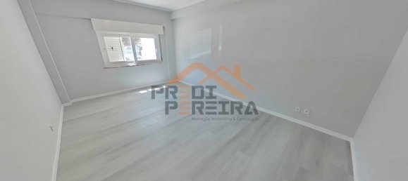 3 bedrooms Apartment in Loures, Portugal No. 94622 7
