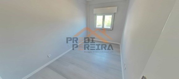 3 bedrooms Apartment in Loures, Portugal No. 94622 26