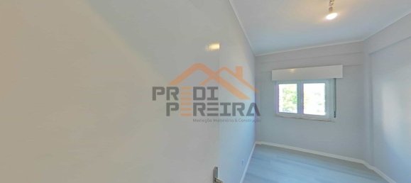 3 bedrooms Apartment in Loures, Portugal No. 94622 30