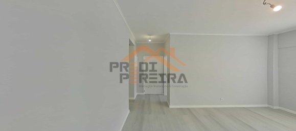 3 bedrooms Apartment in Loures, Portugal No. 94622 9