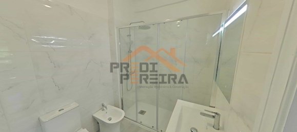 3 bedrooms Apartment in Loures, Portugal No. 94622 32