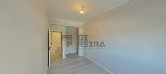 3 bedrooms Apartment in Loures, Portugal No. 94622 33