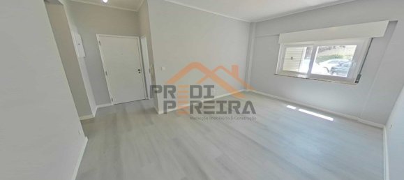 3 bedrooms Apartment in Loures, Portugal No. 94622 6