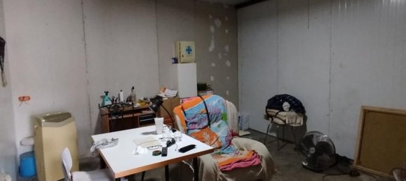 Entrepôt à Sallent, Spain 1076m² No. 135237 5