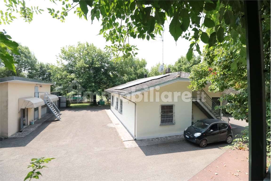 3 Schlafzimmer Haus in Carpi, Italy, Nr. 301062