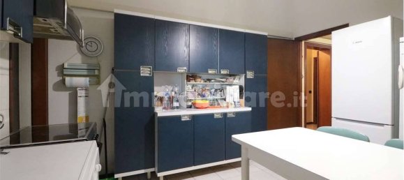 3 Schlafzimmer Haus in Carpi, Italy, Nr. 301062 10