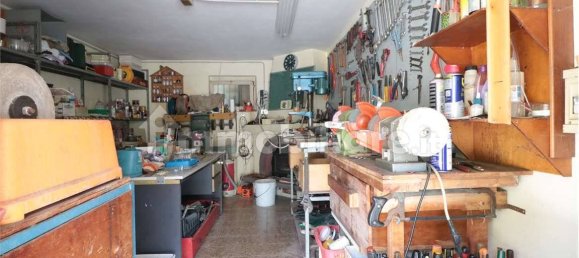 3 Schlafzimmer Haus in Carpi, Italy, Nr. 301062 30