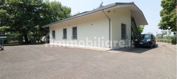 3 Schlafzimmer Haus in Carpi, Italy, Nr. 301062 24