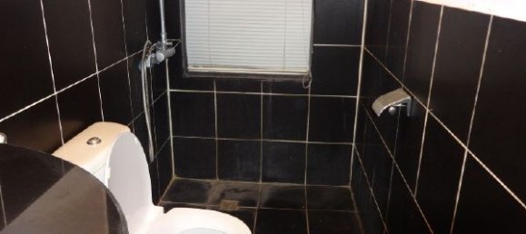 Apartamento de 2 dormitorios en Ba Dinh, Vietnam No. 6579 9