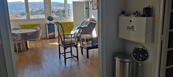 3 chambres Appartement à Clermont-Ferrand, France No. 343527 3