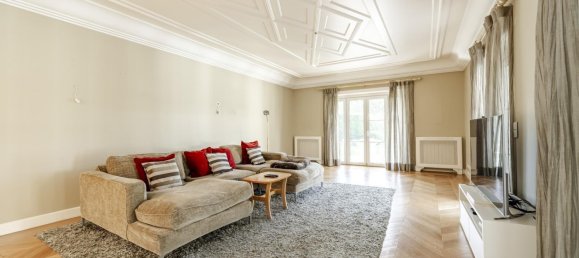7 bedrooms Villa in Cascais, Portugal No. 182231 12