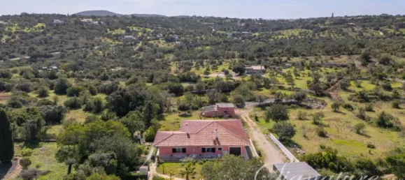 3 bedrooms Villa in Faro, Portugal No. 102409 10