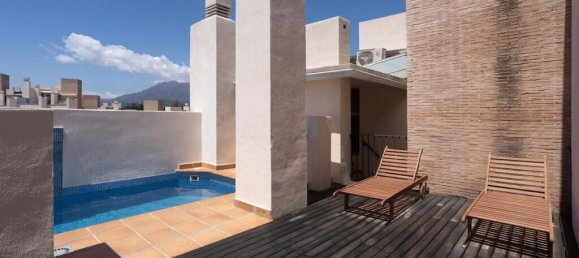 2 bedrooms Penthouse in Estepona, Spain No. 53089 10