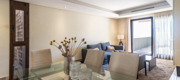 2 bedrooms Penthouse in Estepona, Spain No. 53089 6