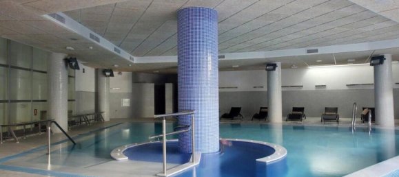 2 bedrooms Penthouse in Estepona, Spain No. 53089 17