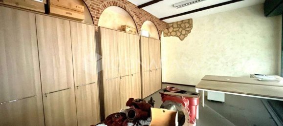 1 room Commercial property in Bologna, Italy No. 336692 5