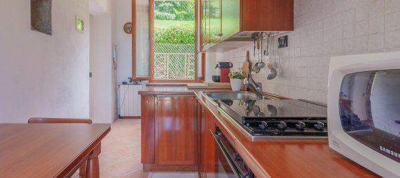 3 bedrooms House in Perledo, Italy No. 329707 7