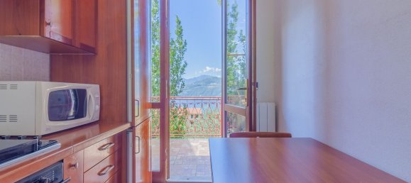 3 bedrooms House in Perledo, Italy No. 329707 6