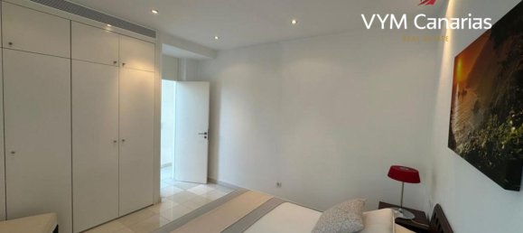 5 bedrooms Villa in Adeje, Spain No. 10130 17