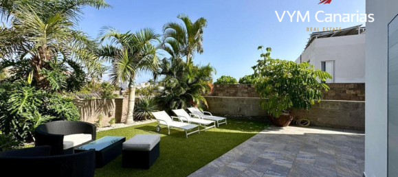 5 bedrooms Villa in Adeje, Spain No. 10130 7