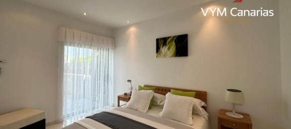 5 bedrooms Villa in Adeje, Spain No. 10130 12