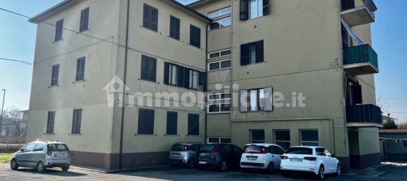 2 bedrooms Apartment in Ravenna, Italy No. 9329 6