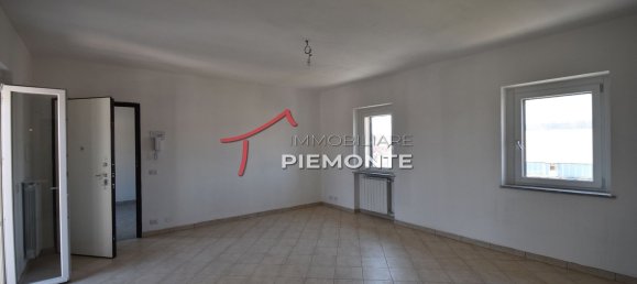 3 rooms Apartment in Fontaneto d'Agogna, Italy No. 170006 16