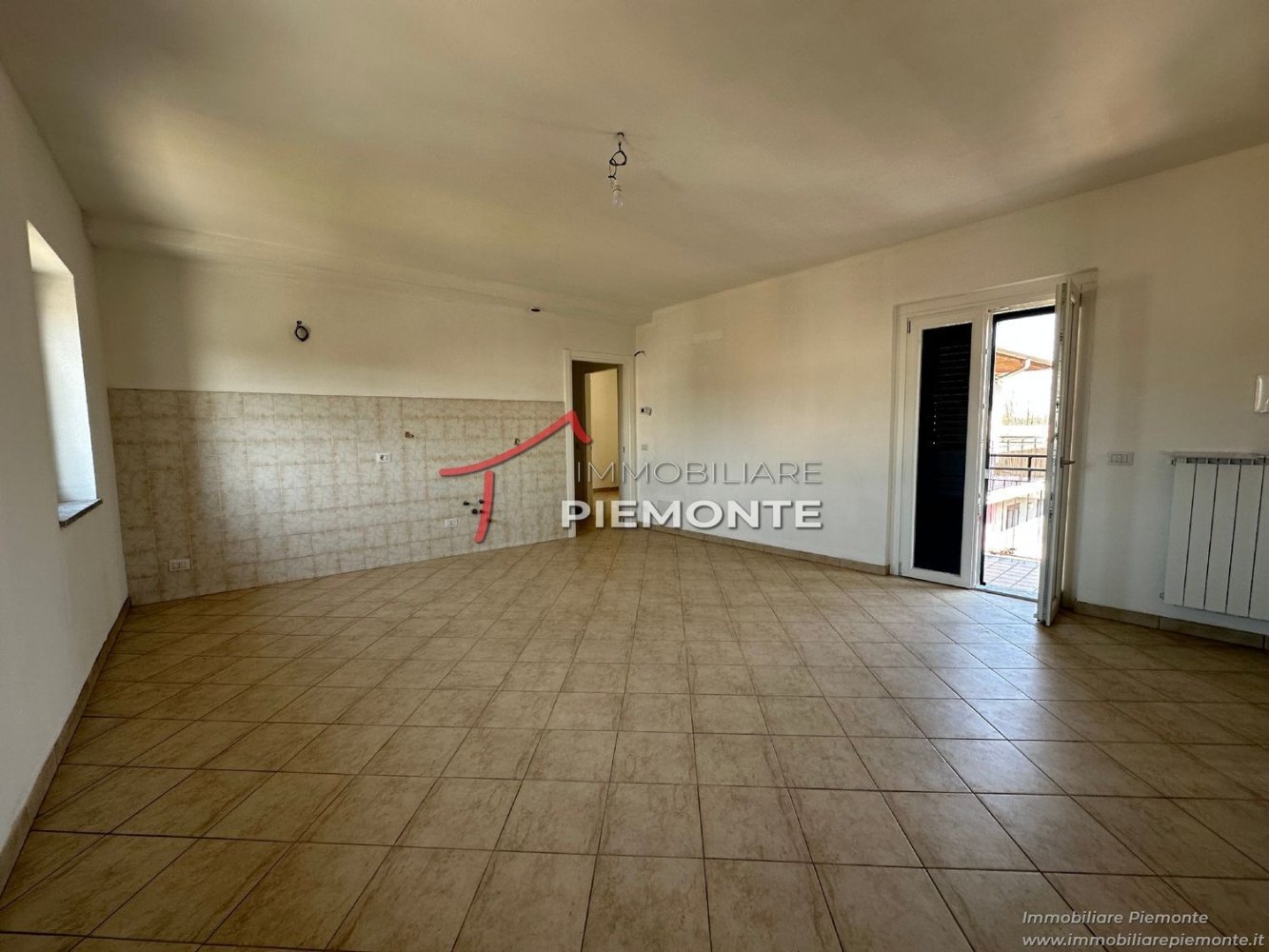 3 rooms Apartment in Fontaneto d'Agogna, Italy No. 170006