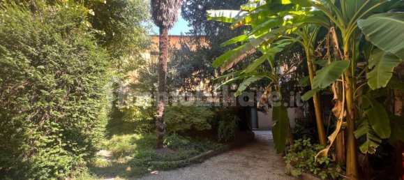 Квартира с 2 спальнями в Модена, Италия № 379663 17