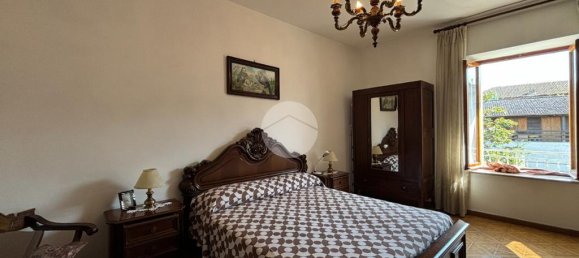 2 bedrooms House in Bruno, Italy No. 300007 9