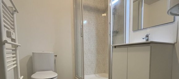 2 chambres Appartement à Sainte-Geneviève, France No. 52152 6