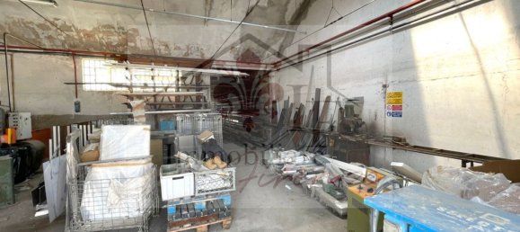  مستودع في Campi Bisenzio, Italy 250متر مربع رقم 298024 6