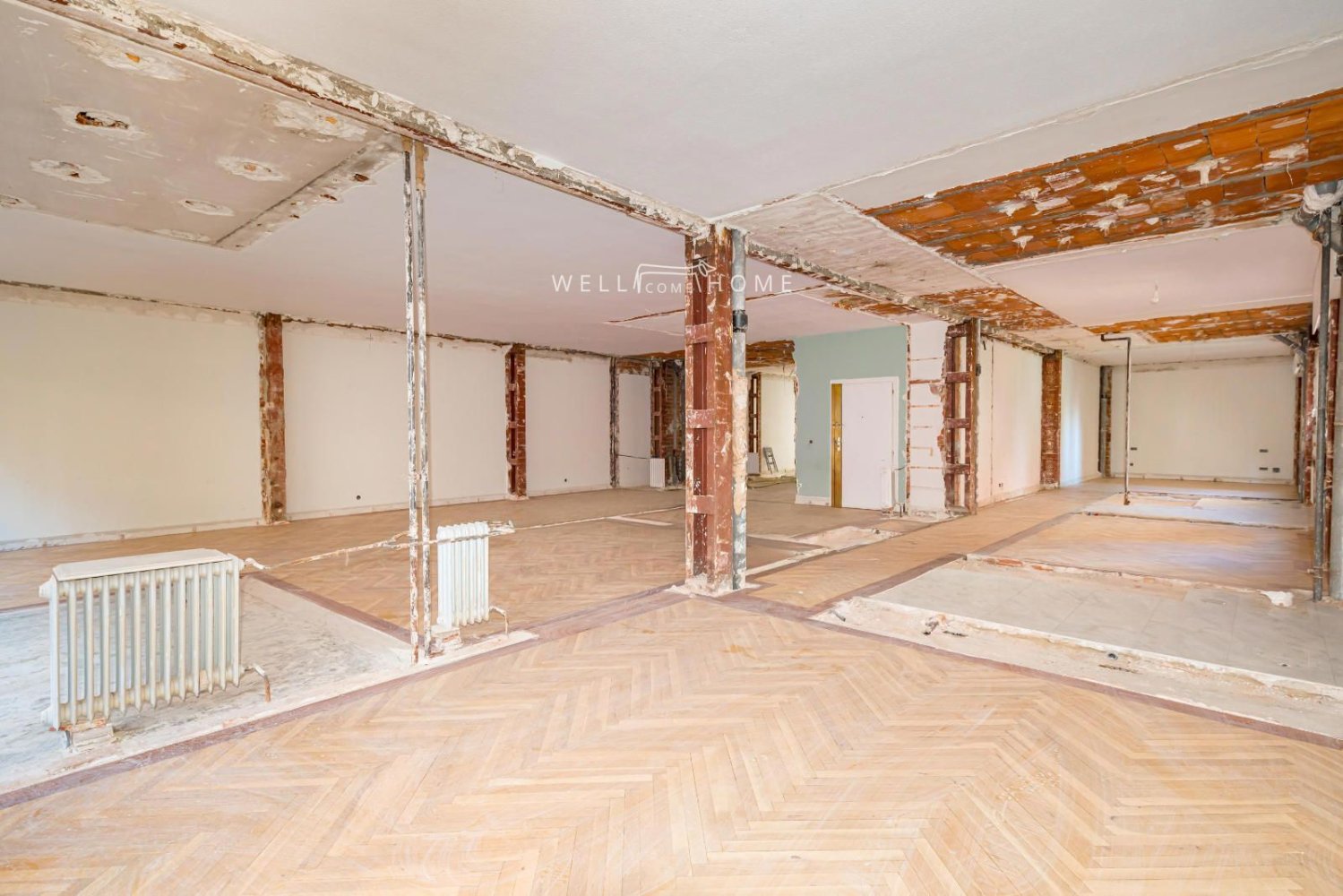 Apartamento de 3 dormitorios en Madrid, Spain No. 251586