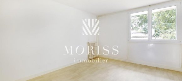 2 bedrooms Apartment in Montreuil, France No. 182403 3