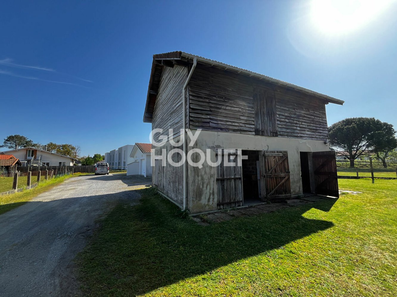 3-salle Bâtiment à Mimizan, France No. 355096